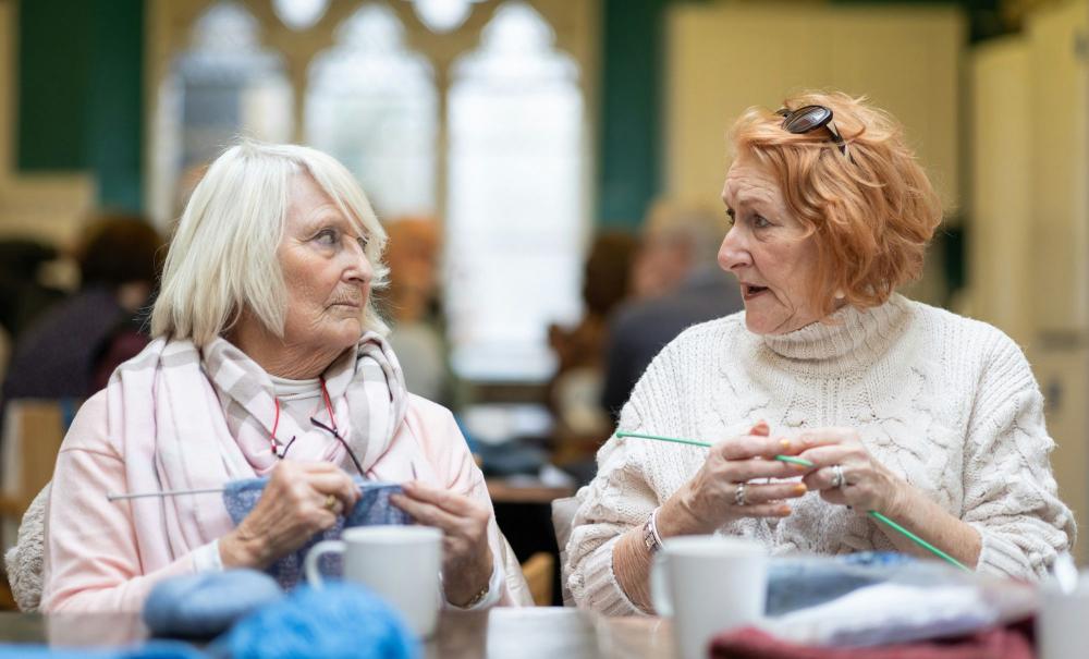Pauvreté chez les personnes âgées : l’histoire de deux mères