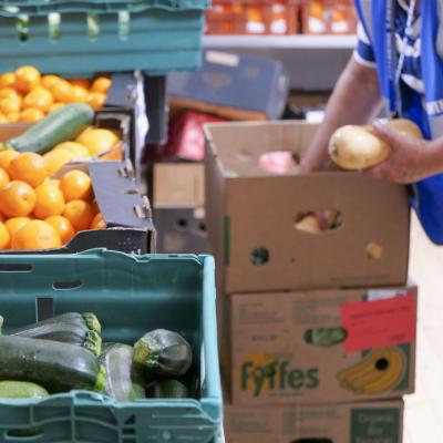 Schenkingen van voedingssector aan Voedselbanken lopen terug 